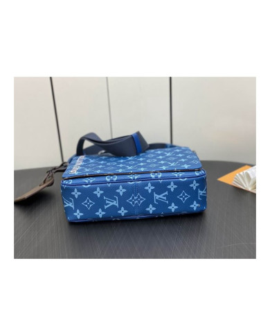 LV  District Postman's Bag