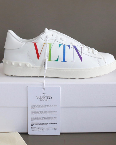 Valentino Couple style small white shoes