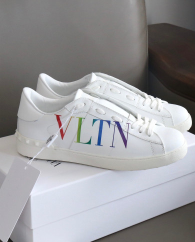 Valentino Couple style small white shoes