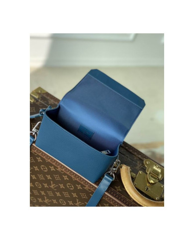LV  Fastline Postman's Bag