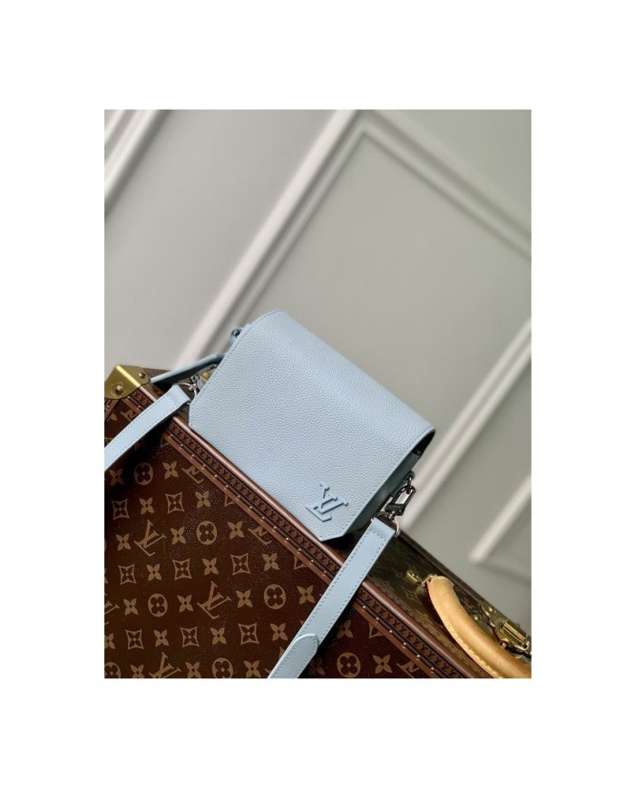 LV  Fastline Postman's Bag