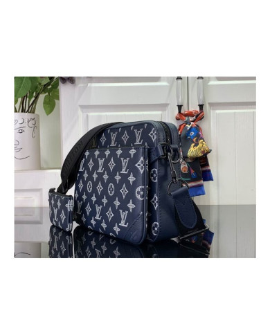 LV  YG Postman's Bag