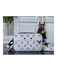 LV  YG Postman's Bag