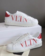 Valentino Couple style small white shoes