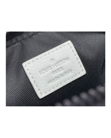 LV  YG Postman's Bag