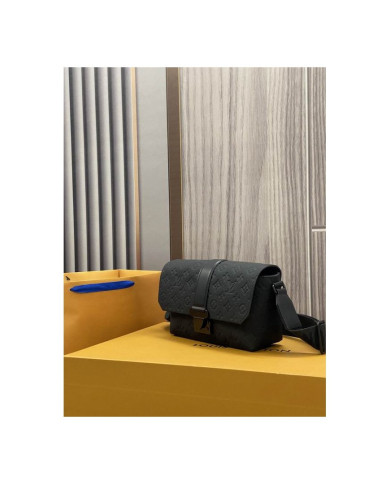 LV  S-Cape Postman's Bag