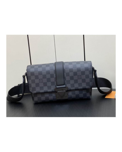 LV  S-Cape  Postman's Bag