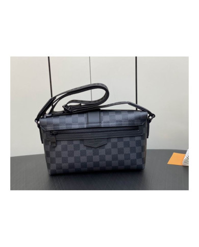 LV  S-Cape  Postman's Bag
