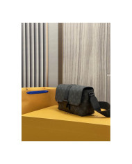 LV  S-Cape Postman's Bag