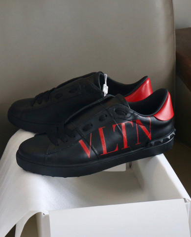 Valentino Couple style small white shoes