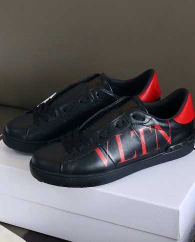 Valentino Couple style small white shoes