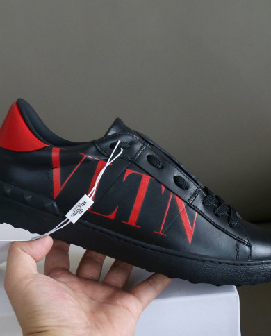 Valentino Couple style small white shoes