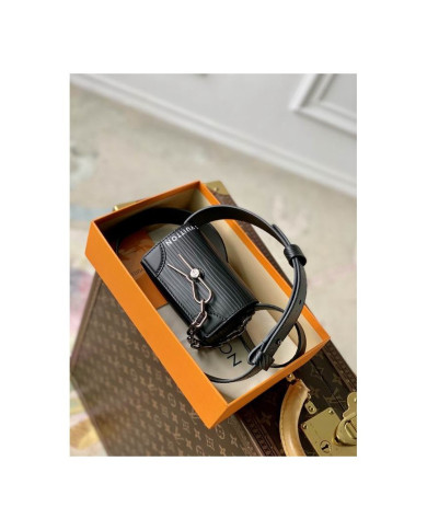 LV  Steamer Postman's Bag