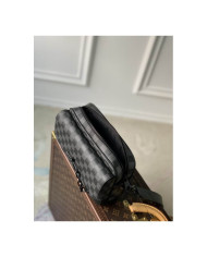LV  Steamer Postman's Bag