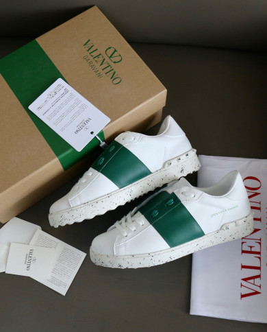Valentino Couple style small white shoes