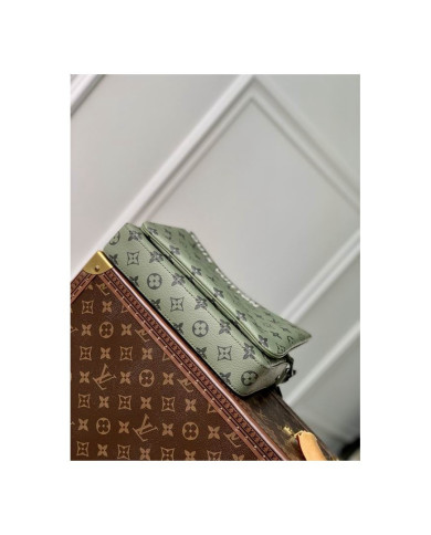 LV  Trio Postman's Bag