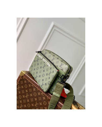 LV  Trio Postman's Bag