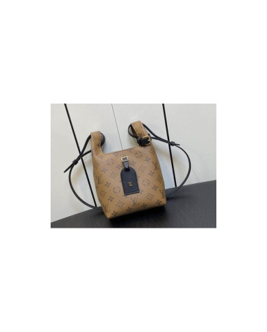 LV  Atlantis other bag
