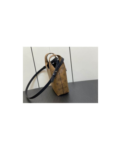 LV  Atlantis other bag