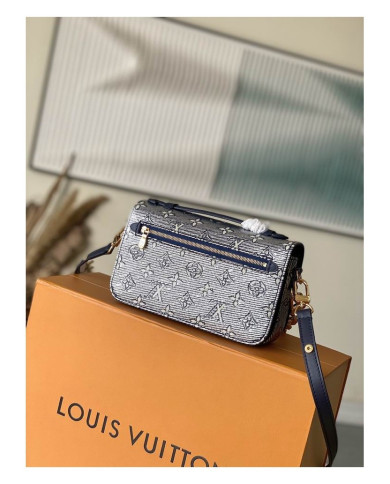 LV  East West  other bag