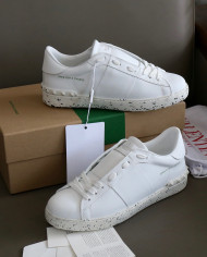 Valentino Couple style small white shoes