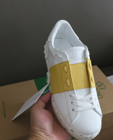 Valentino Couple style small white shoes