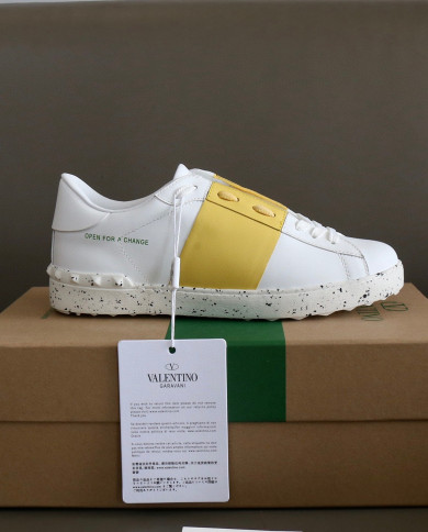 Valentino Couple style small white shoes