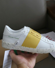 Valentino Couple style small white shoes