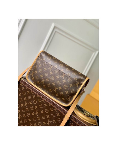 LV other bag