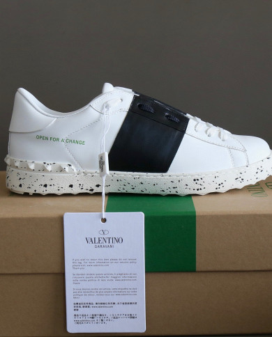 Valentino Couple style small white shoes
