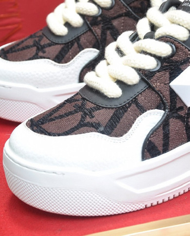 Valentino fashionable casual shoes for couples
