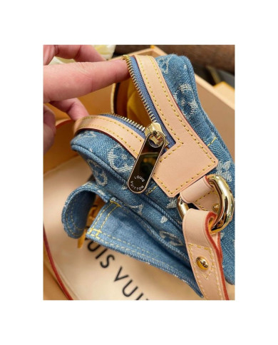 LV other bag