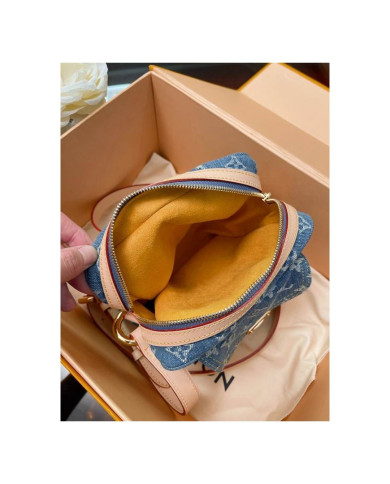 LV other bag