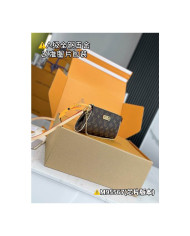LV other bag