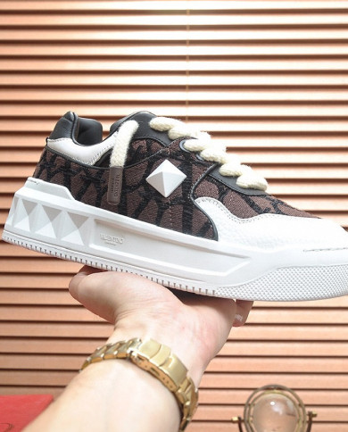 Valentino fashionable casual shoes for couples