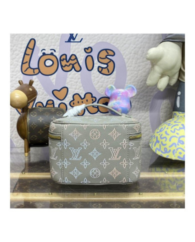 LV  Nice other bag