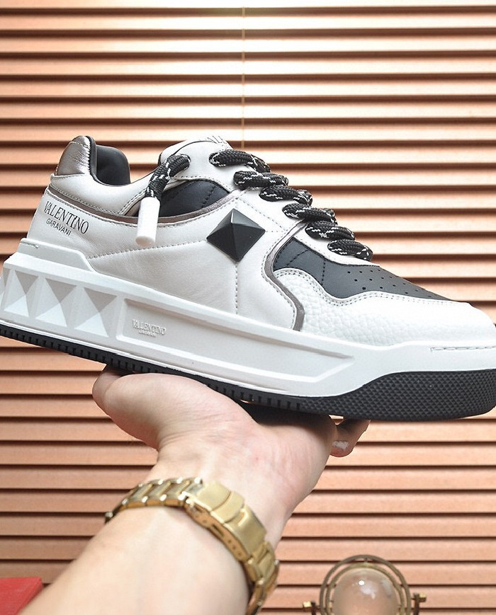 Valentino fashionable casual shoes for couples