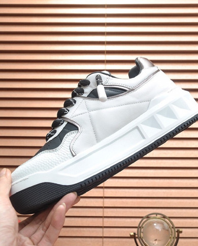 Valentino fashionable casual shoes for couples