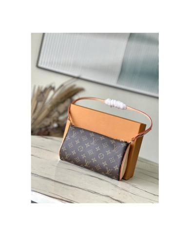 LV  Pochette Tirette other bag