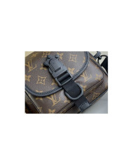 LV  Quest other bag