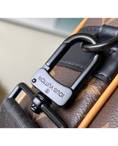 LV  S Lock other bag