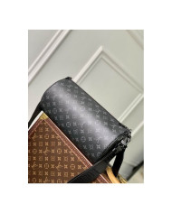 LV  Soft Polochon other bag
