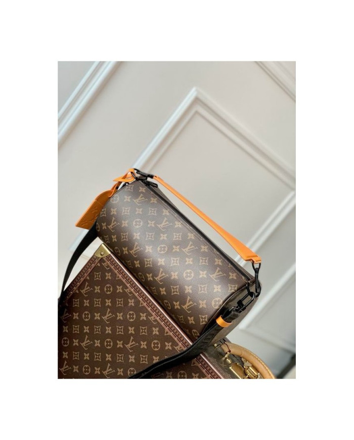 LV  Soft Polochon other bag
