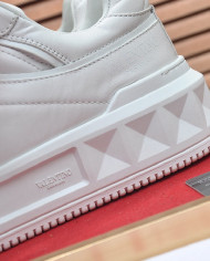 Valentino fashionable casual shoes for couples