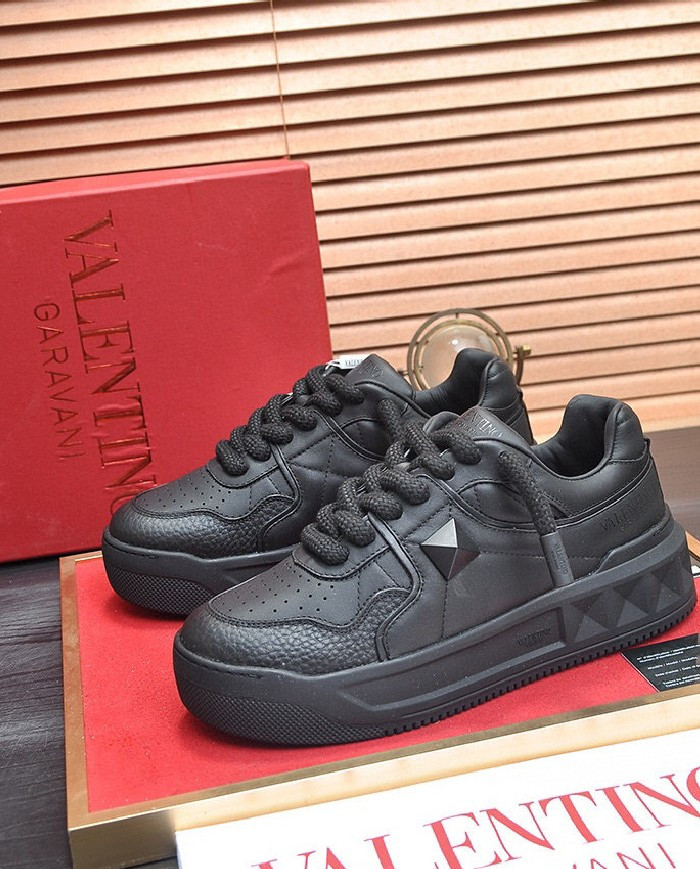 Valentino fashionable casual shoes for couples