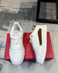 Valentino fashionable casual shoes for couples