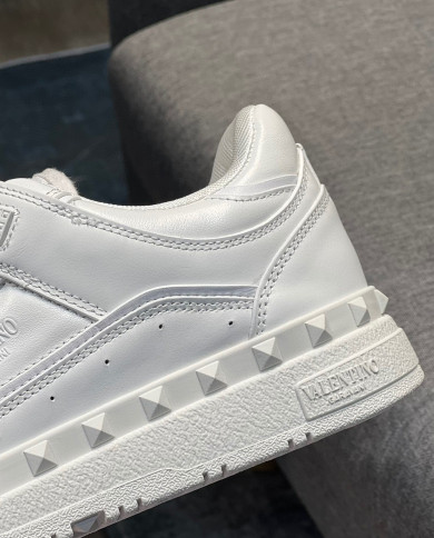 Valentino fashionable casual shoes for couples
