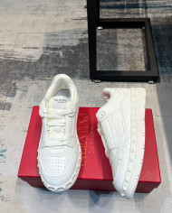 Valentino fashionable casual shoes for couples