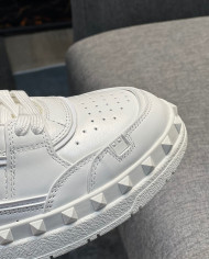 Valentino fashionable casual shoes for couples