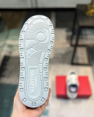 Valentino fashionable casual shoes for couples